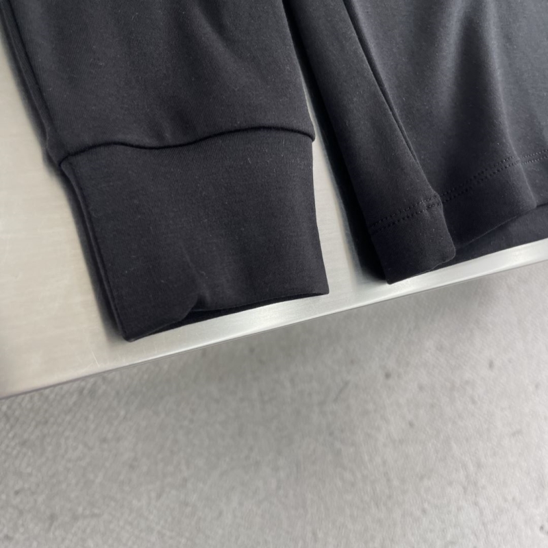 Bv*b*rry t-shirts